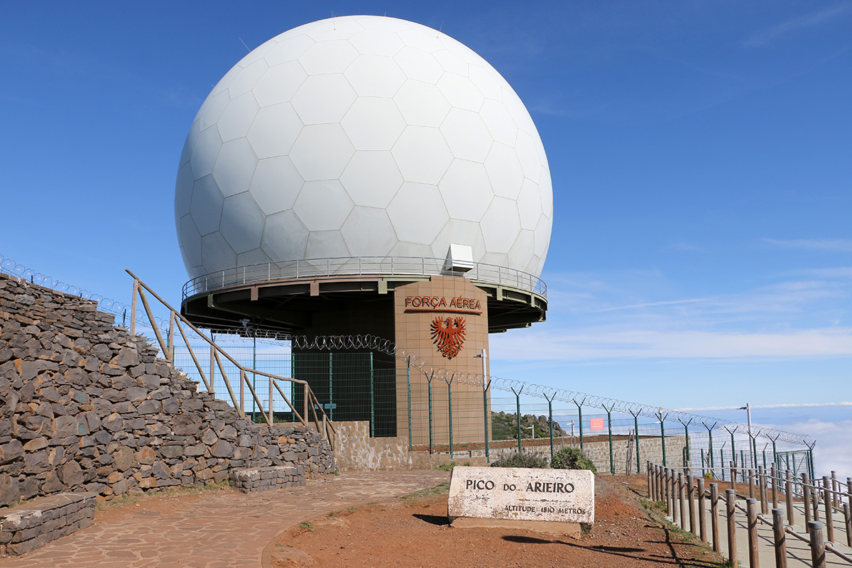 Радар на Pico Do Arieiro